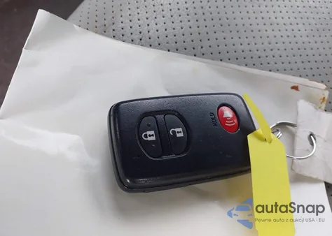 2013 Toyota Prius Three из США, поврежденный, VIN JTDKN3DU2D5594155